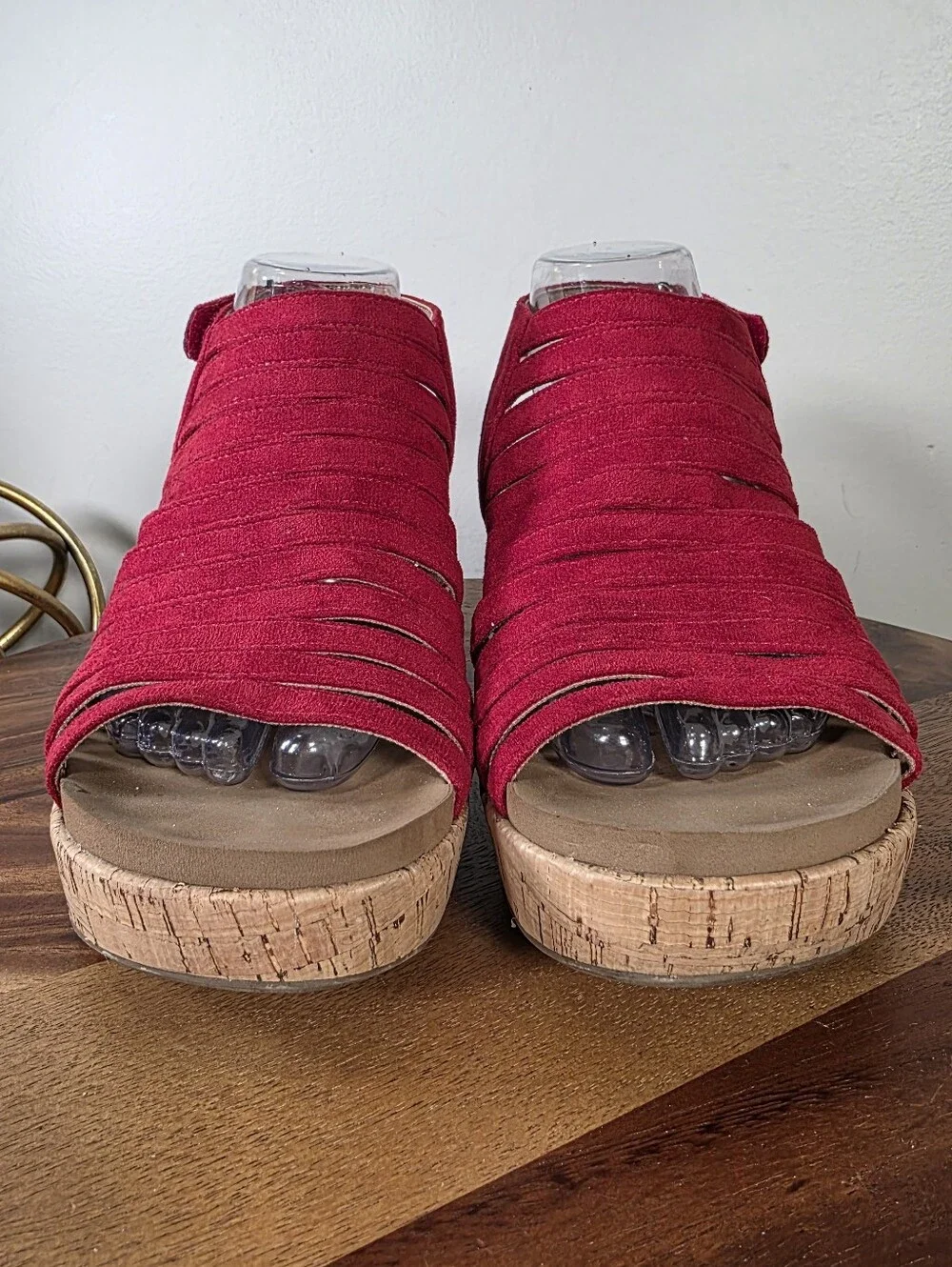 Corkys Oopsie Daisey Red Faux Suede Cork Wedge Sandals Size 9